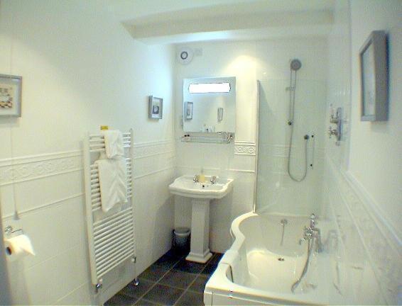 The Three Cocks Coaching Inn Glasbury Chambre photo